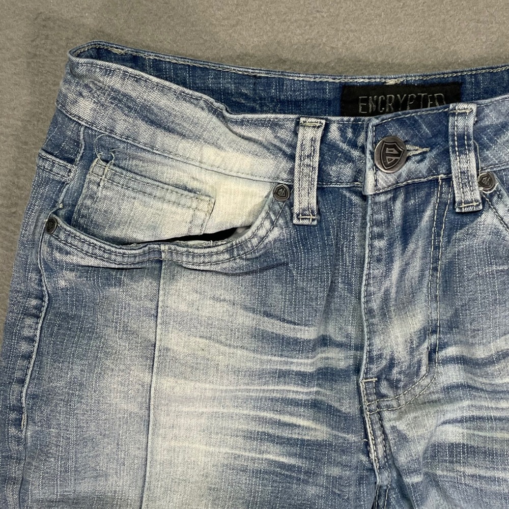 Encrypted Men's Distressed Denim Shorts Size 32 Light Wash Stretch Biker Y2K - Picture 8 of 11